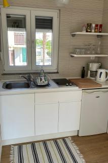 Apartments with parking spaces Zrnovnica, Split - 24236 - Žrnovnica - 1