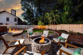 Tiki Bar Pool Putt Putt 1 Mile from BEACH - Seminole - 7