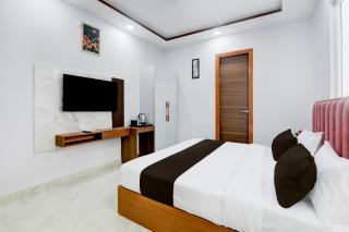 Super Townhouse Sector 4 Gomti Nagar Vistar - Gomti Nagar - 0