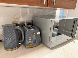 Bournemouth 4BR duplex by AFC Stadium - 6 beds - Contractors, Groups, Families up to 8ppl - 1