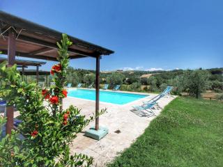 Farmhouse in Tuscany with Pool & Scenic Views - Asciano - 5