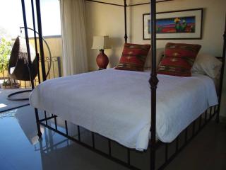 Luxury Cabo San Lucas Villa With Two Pools, Great for Large Groups - Cabo San Lucas - 1