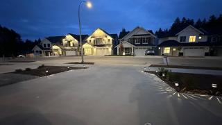 Birdie on the Hill - 7