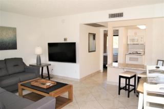 141 Fully Furnished, WiFi Included - Scottsdale - 8