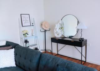 Little Luxe Retreat - Findon - 1