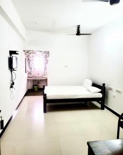 PALLIYARAI GARDENS LODGE AND HOMESTAy - 9