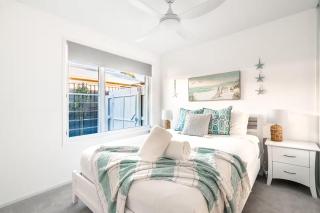 Luxury Mooloolaba Retreat with Spa & Pool - Mooloolaba - 5