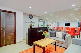 Townhouse Rohini Near Rithala Metro Station - Neu-Delhi - 9