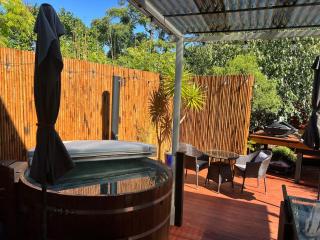 Blockhouse Bay Beauty - Auckland - 6