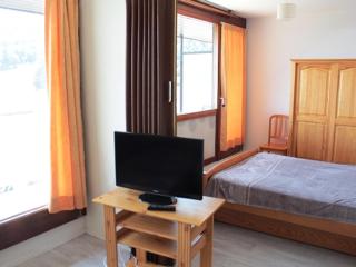 Appartement 5 pers au pied des pistes avec Wi-Fi à Super Besse - FR-1-814-93 - Besse-et-Saint-Anastaise - 3