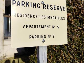 Appartement au Cœur de Super Besse avec Balcon et Parking - FR-1-814-98 - Besse-et-Saint-Anastaise - 2