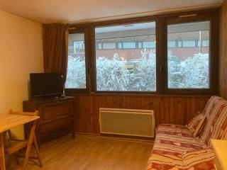 Studio confortable 4 pers. au cœur de Super Besse, accès direct aux pistes - FR-1-814-118 - 0