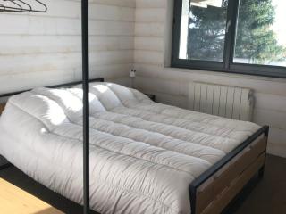Chalet rénové pour 10 pers. avec Parking proche Super Besse - FR-1-814-102 - Besse-et-Saint-Anastaise - 2