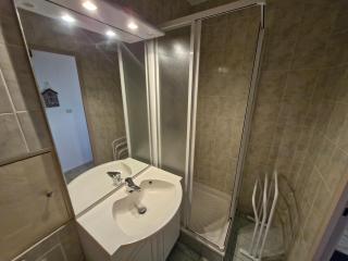 Studio moderne rénové aux pieds des pistes à Super Besse - FR-1-814-122 - Besse-et-Saint-Anastaise - 7