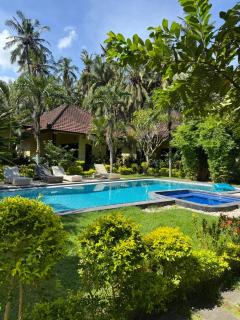 Arco Iris Boutique Hotel & Restaurant - Candi Dasa - 1