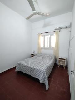 CASA PARA 4 PERSONAS, con asador y cochera - Córdoba - 7