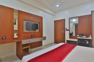Premuim The Grand Luxury Collection Hotel In Agra Near Taj Mahal - Agra - 7