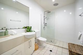 Beachfront Bliss with Ocean Views - 7