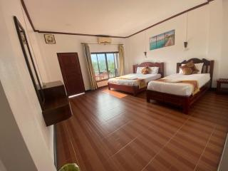Hana Riverside Hotel - Vang Vieng - 4