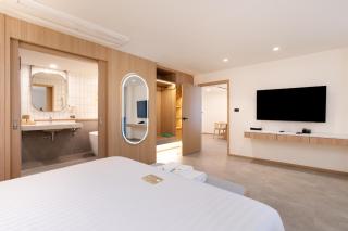 Jomtien Thani Hotel - Jomtien Beach - 8