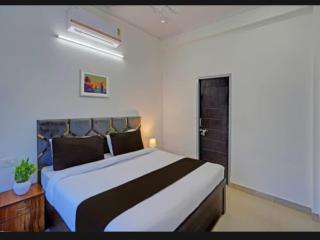 Komfy Stayz - Dehradun - 4