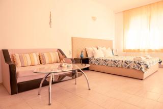 Family Hotel Perla - Golden Sands - 3