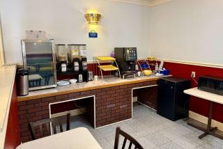 Days Inn by Wyndham Ruther Glen Kings Dominion Area - Ruther Glen - 2
