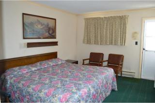 Capri Motel By OYO Elwood, Wathena - 5