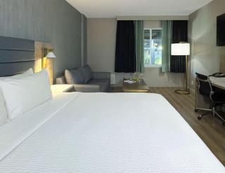 Radisson Hotel Montreal Airport - 9