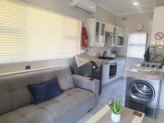Banana Beach - Melville - 5