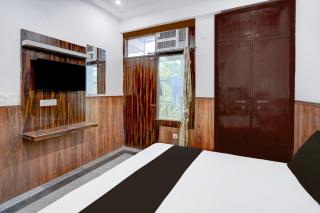 Hotel O Sam Residency And Hotel - Noida - 8
