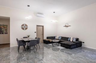 Exclusive & Grand Astoria Residence in the Heart of Budapest - Budapest - 5