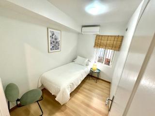 Puerta Real City Center Apartament - Seville - 6