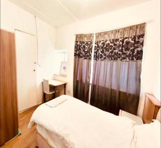 R8 Single bed Superb en suite - Londra - 0