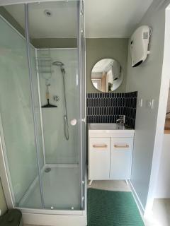 Studio cosy avec cour privative - Bourg-Saint-Andéol - 1
