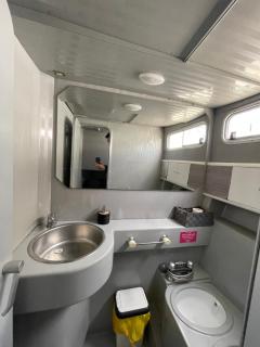 The Floating Home - 9
