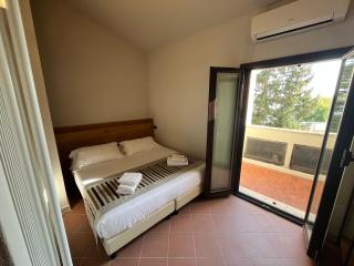 Lake View Apartment, MantegnaHotels - 3