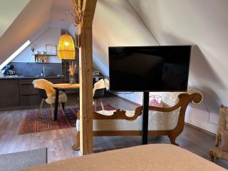 Bezaubernde Ferienwohnung mit Rosengarten - Waldershof - 8