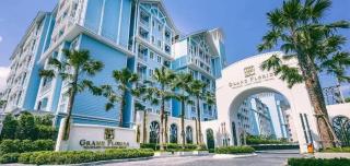 Grand Florida Beachfront Resort Condo - 2