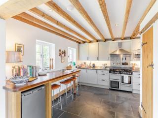 Frog Mill Barn - - 2