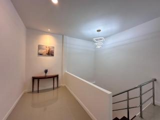 Home Living 8 at Hat Yai - 3 mins to Shopping Mall - Ban Kho Hong - 5