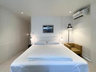 Chatel BKK - Bang Rak - 1