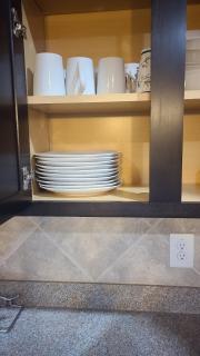 Roomy 5BR Pet-Friendly Retreat with a Backyard! - 9