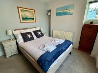 3 Bed Georgian Grade II Listed Townhouse Close to Tunnel Beaches - Ilfracombe - 5
