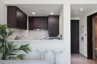 Livbnb Suites - Modern 1 Bed in Merano Tower - 3