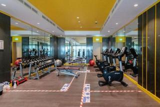 Livbnb Suites - Modern 1 Bed in Merano Tower - Dubai - 5