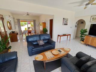 Villa Best Holiday- breathtaking sea views, amazing garden, private pool, BBQ, next to CORAL BAY, Lower Peyia, Paphos - Peyia - 1