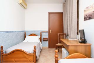 Room in BB - Twin room along the river Po in a BB in Porto Viro - Porto Viro - 7