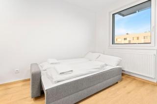 Pressburg Airport Apartment with own parking - - 1