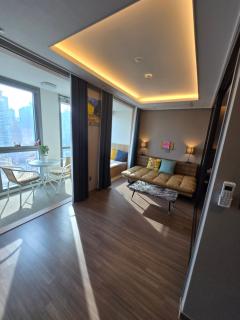 Hera Haeundae Beach Premium Ocean View # Sea view - Busan - 5